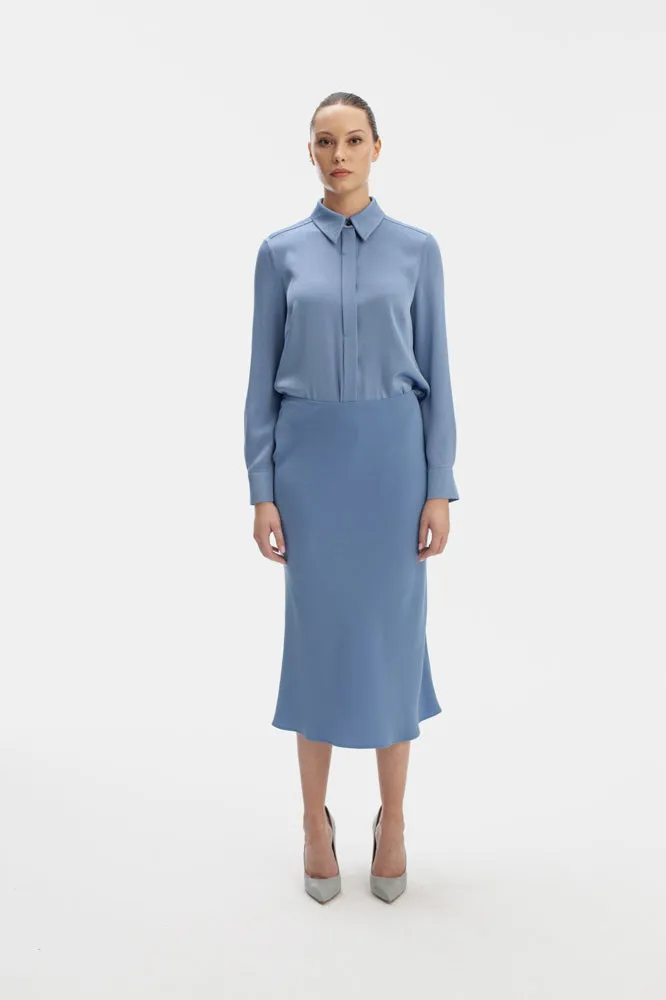 MIDI LENGTH SKIRT IN BLUE