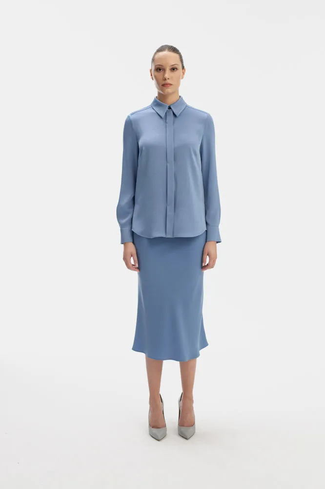 MIDI LENGTH SKIRT IN BLUE